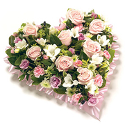 Loose Floral Heart in Choice of Colour