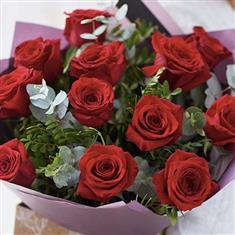 12 Red Roses Bouquet