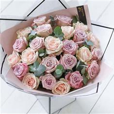 Luxury Pink Rose Bouquet