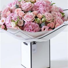 Showstopper Pink Bouquet 