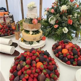 fwthumb1-Wedding-cheese-flowers.jpg